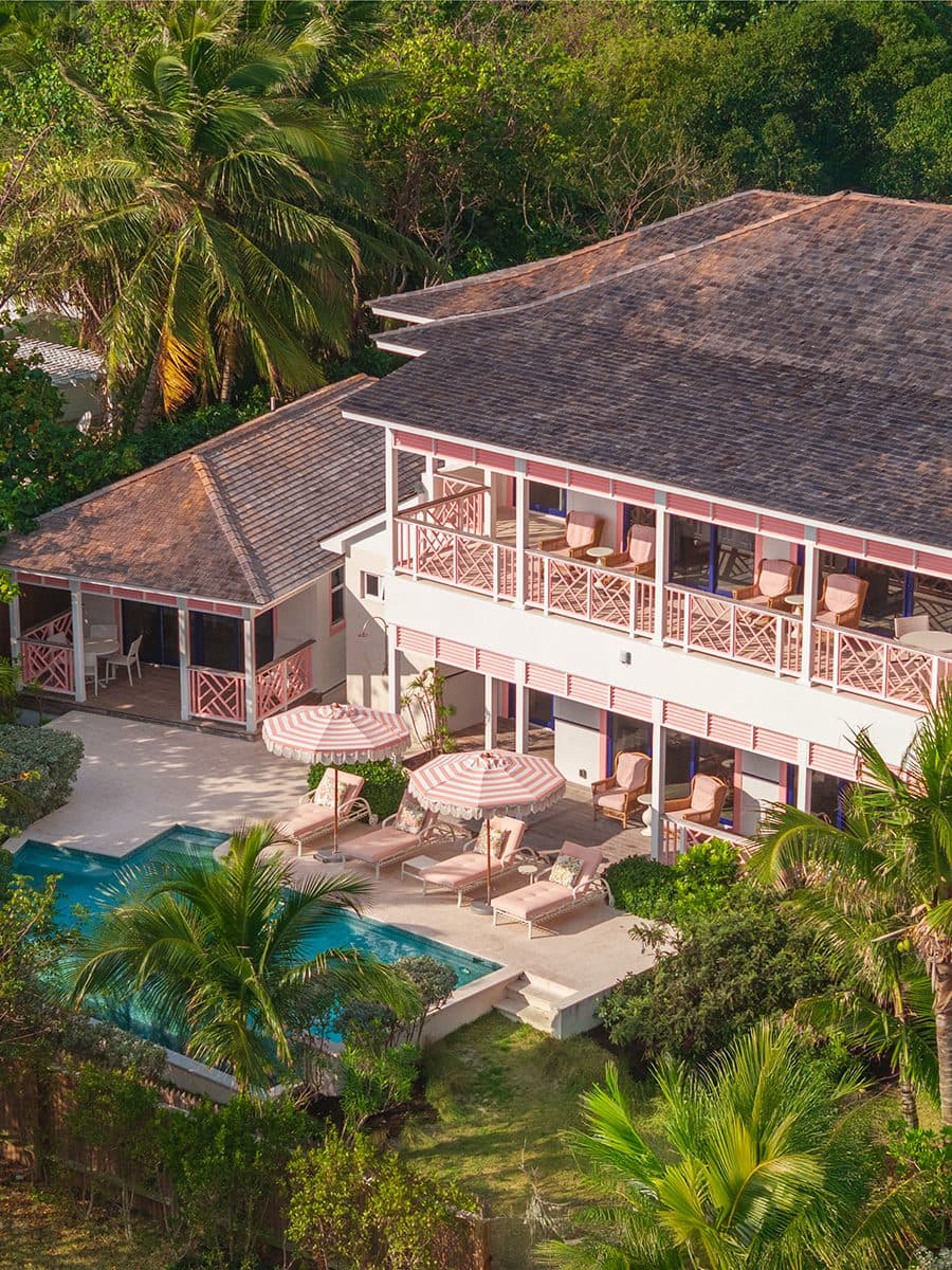 exterior and pool at Brett's Home