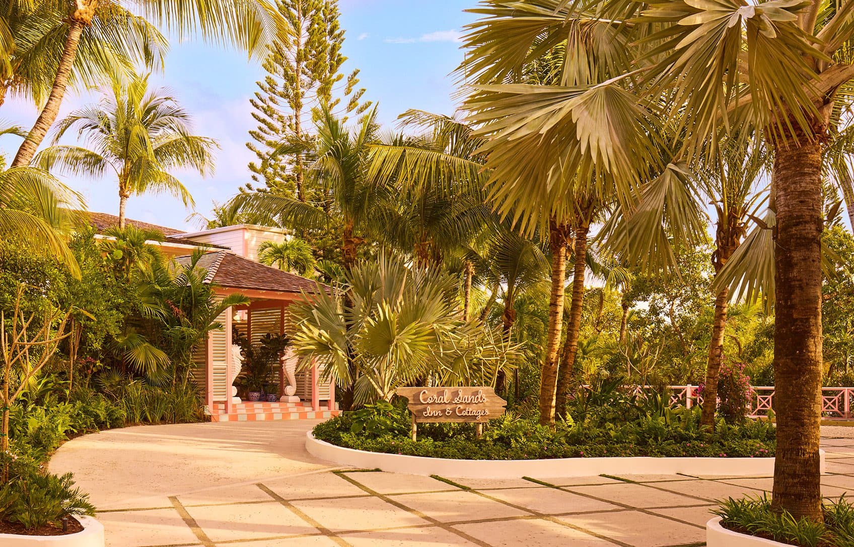 entry driveway to Coral Sands